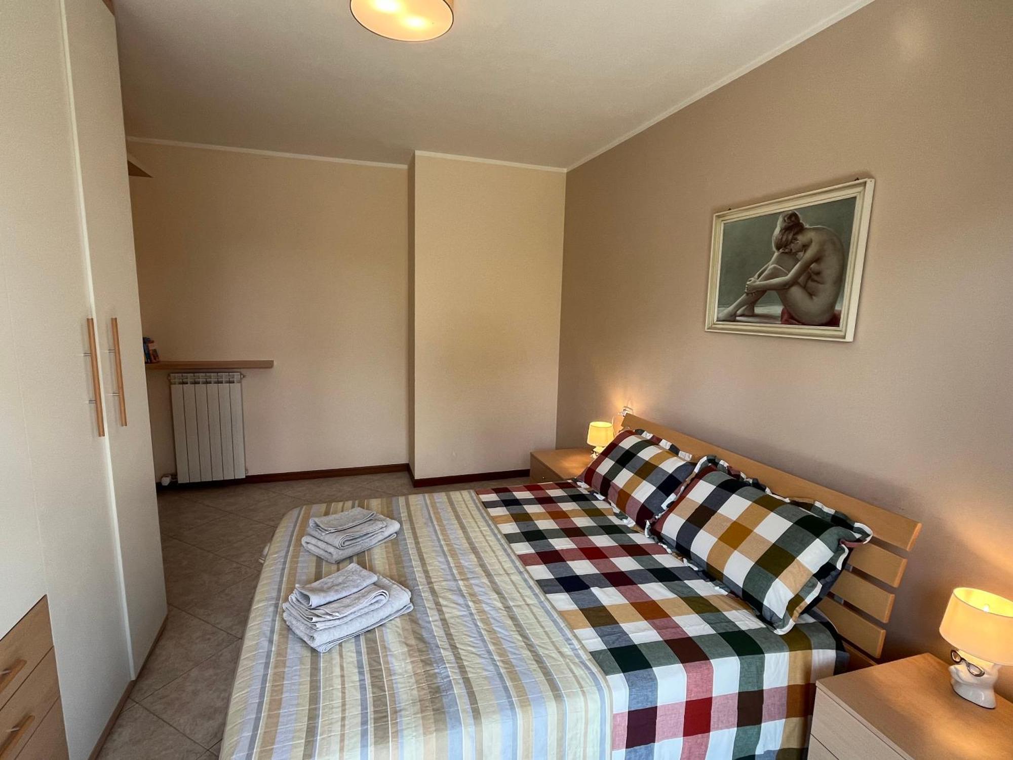 Discovery Flat With Pool & Bikes Apartman Sirmione Kültér fotó